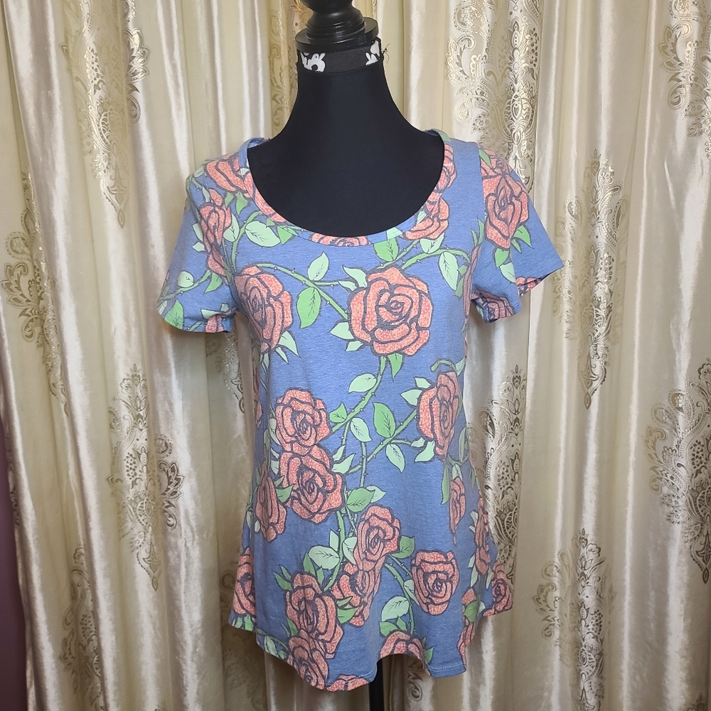 Lularoe rose print shirt